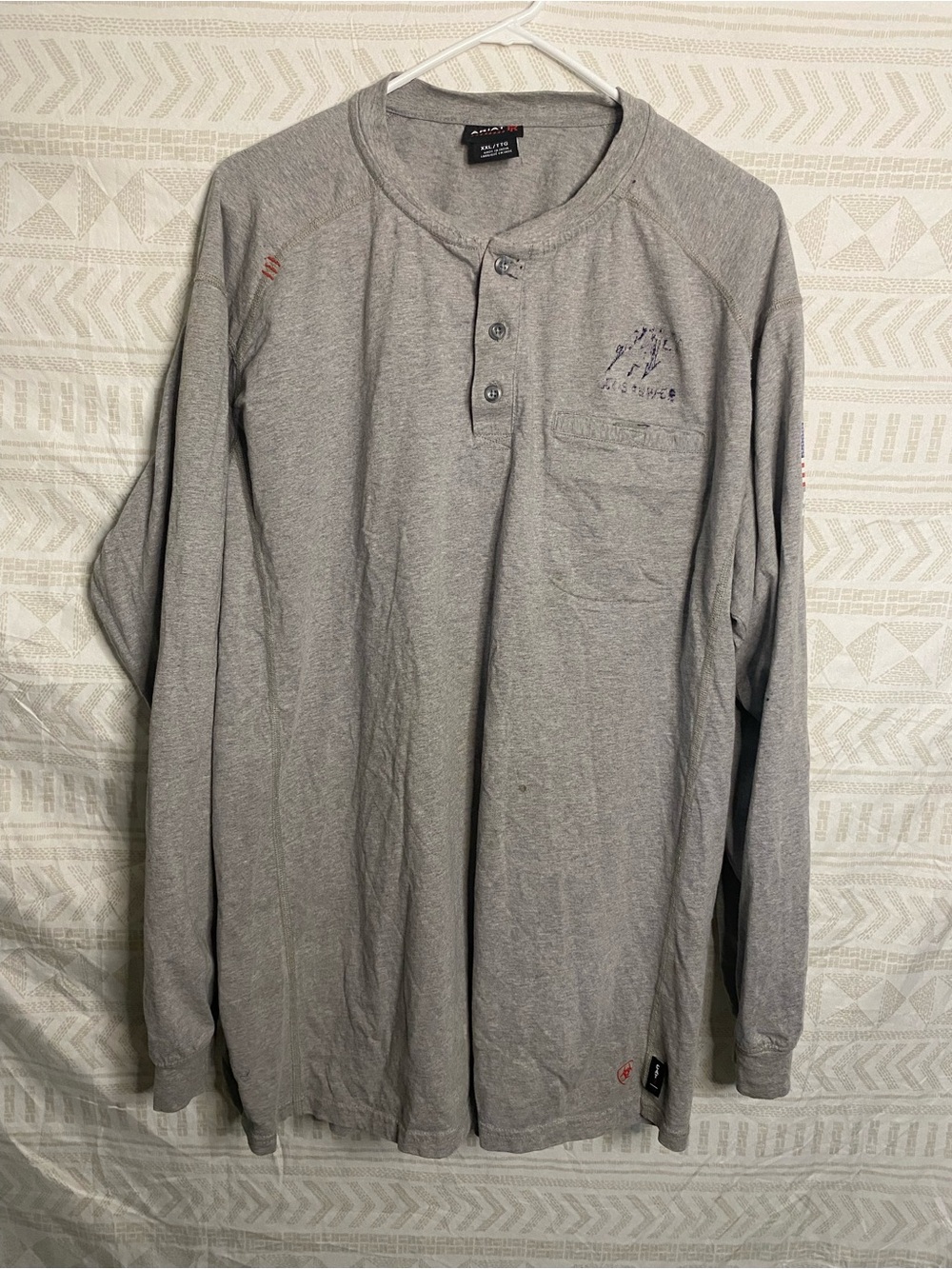 Ariat Men's Long Sleeve Henley Shirt - Light Gray